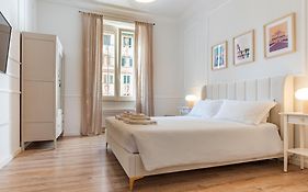 Gio House - Palazzo Storico