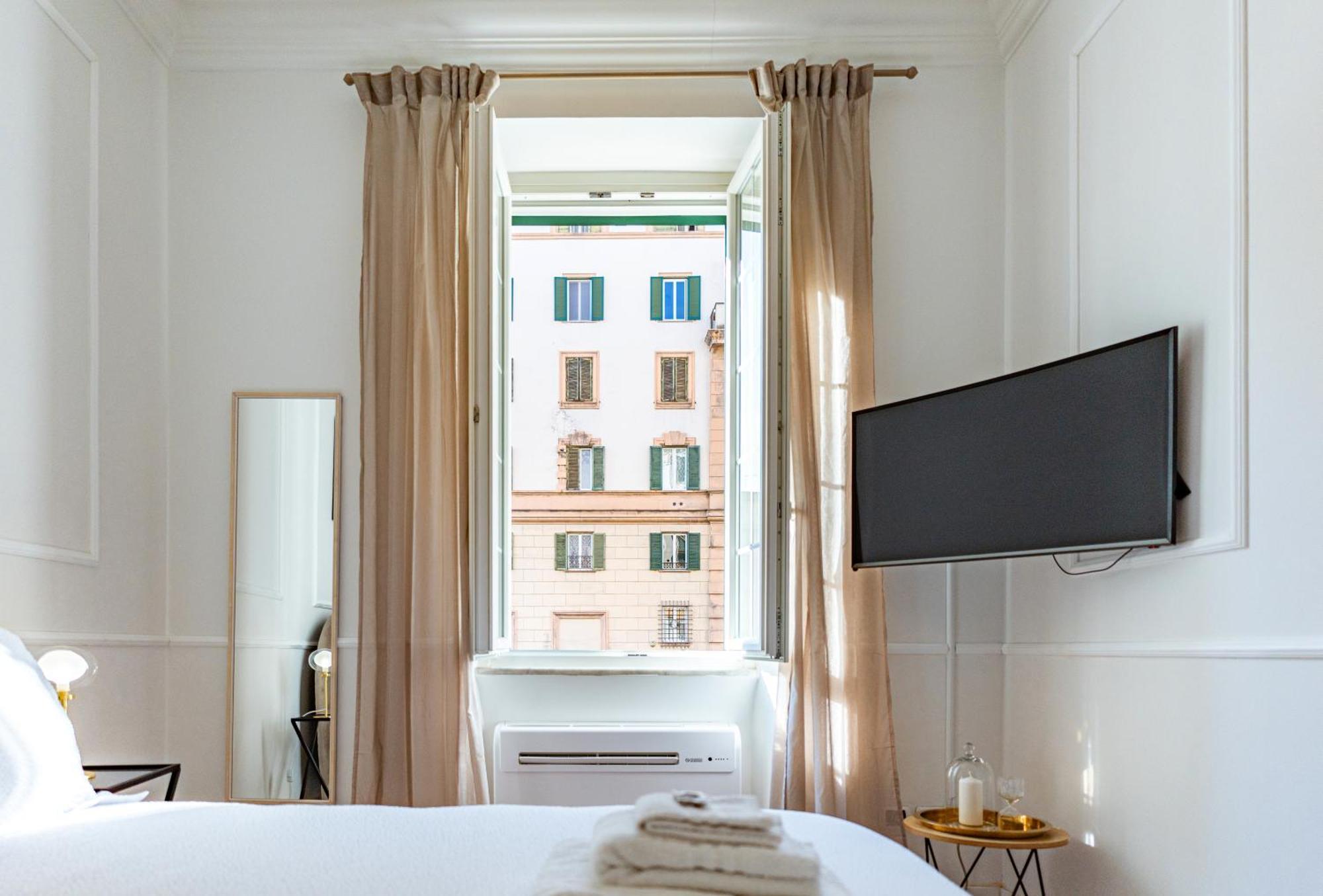 Appartement Gio House - Palazzo Storico à Rome Extérieur photo