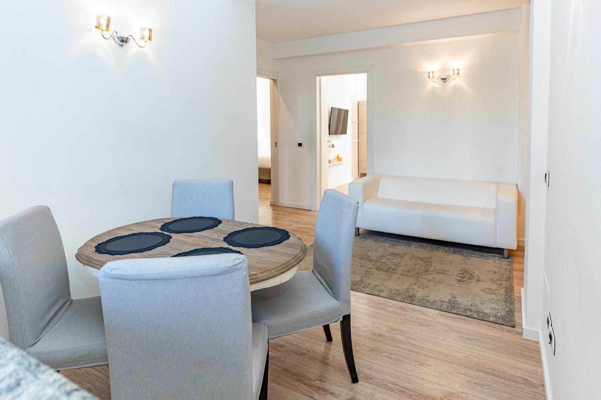 Appartement Gio House - Palazzo Storico à Rome Extérieur photo