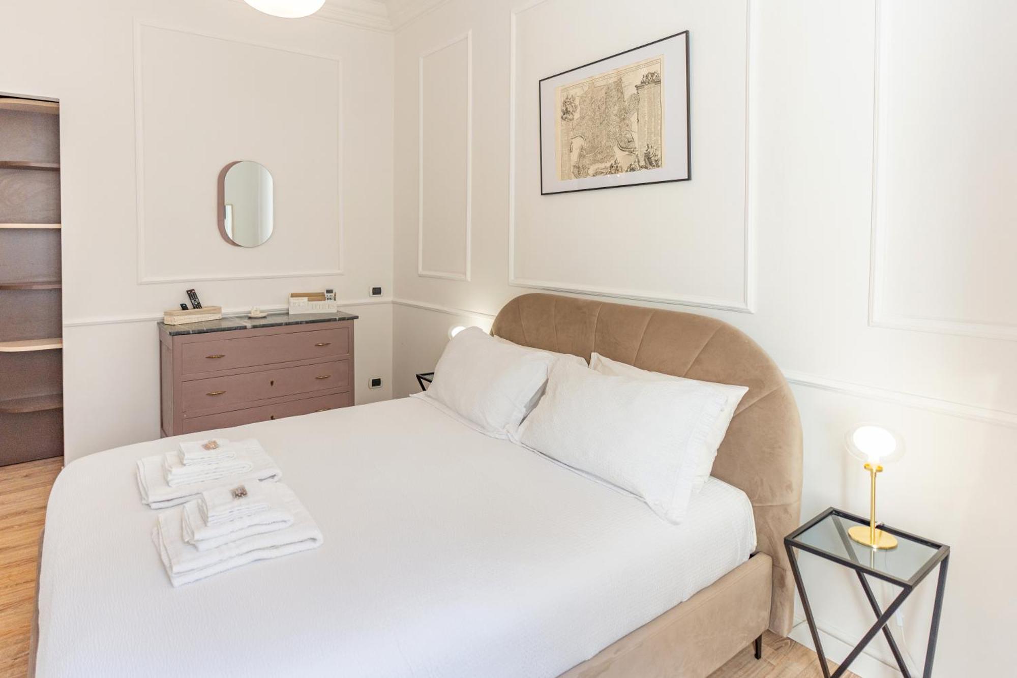 Appartement Gio House - Palazzo Storico à Rome Extérieur photo