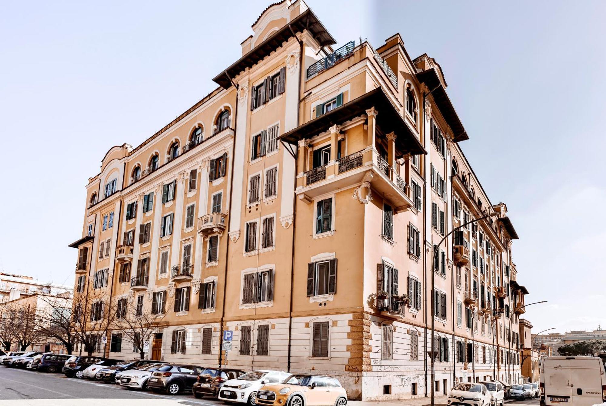 Appartement Gio House - Palazzo Storico à Rome Extérieur photo